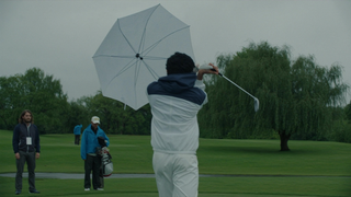 Golfschwung bei Wind: So passen Sie Ihre Technik an